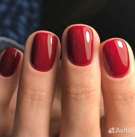 Маникюр с покрытием гель-лаком