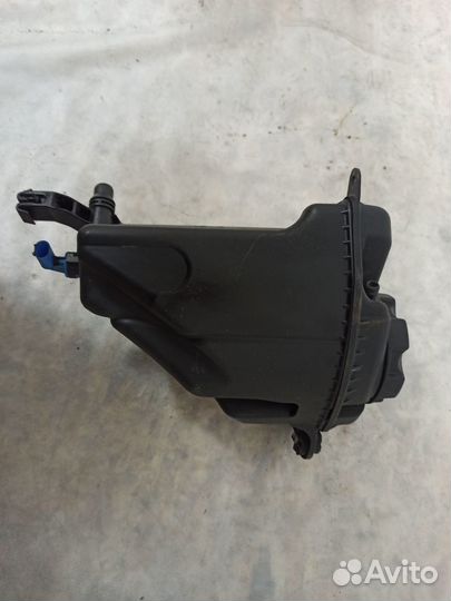 Расширительный бачок BMW 5-серия F10 F11