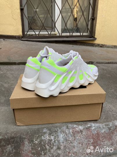 Кроссовки Adidas Yeezy 451 белые