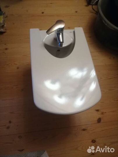 Беде напольное Roca Dama Senso