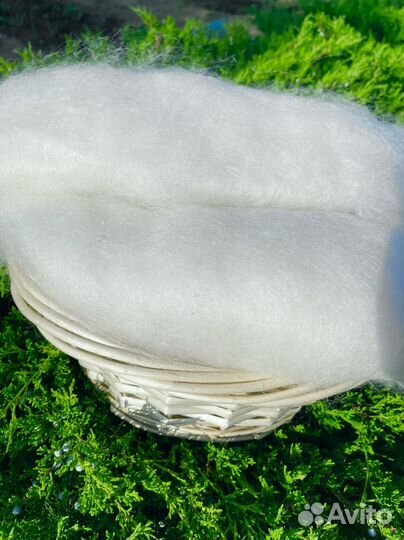 Козий пух белый готовый к прядению