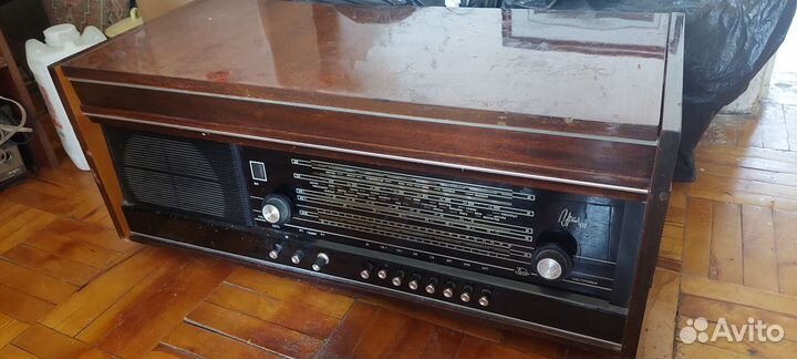 Радиола урал 111