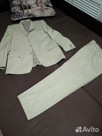 Костюм мужской 52-54размер б/у в отличном состояни