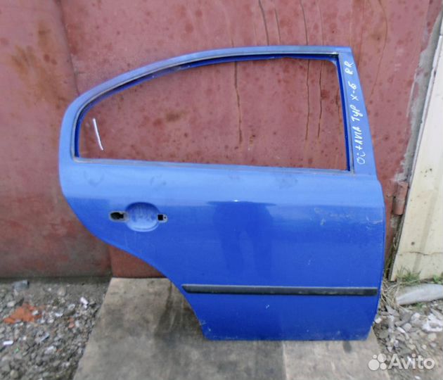 Дверь задняя правая Skoda Octavia Typ хэтчбек