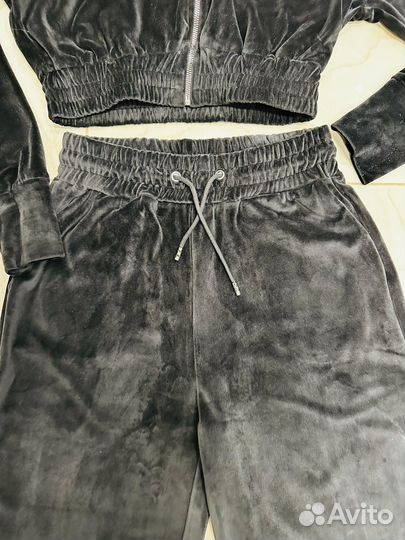 Спортивный костюм женский Новый