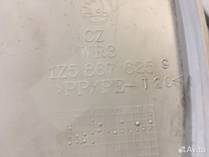 Обшивка потолка Skoda Octavia A5 (3375)