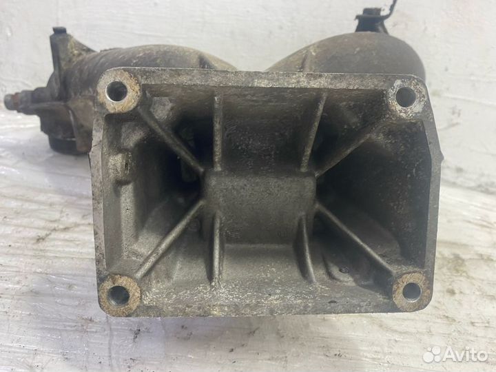 Впускной коллектор