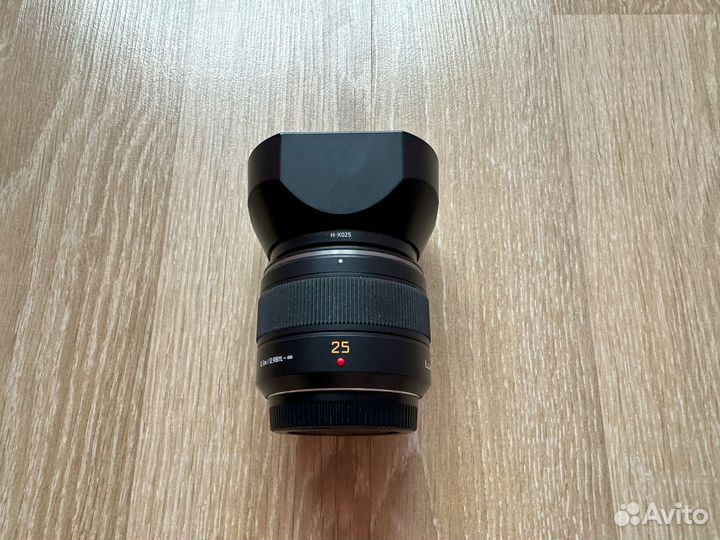 Объектив Panasonic Leica DG Summilux 25mm 1.4