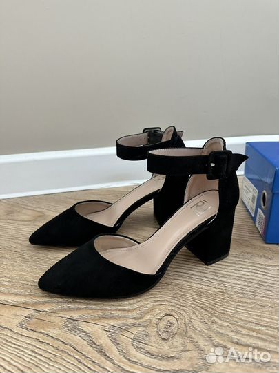 Босоножки женские 36 размер черные