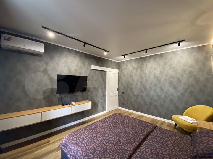 1-к. квартира, 50 м², 9/9 эт.