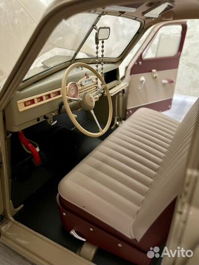 Автомобиль газ М-20 победа 1:8 от deagostini