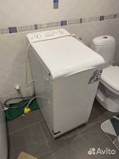 Стиральная машина с вертикальной загрузкой