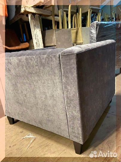 Кресло серое