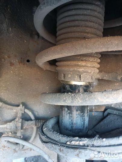 Стойка передняя левая Дэу Магнус 2.0