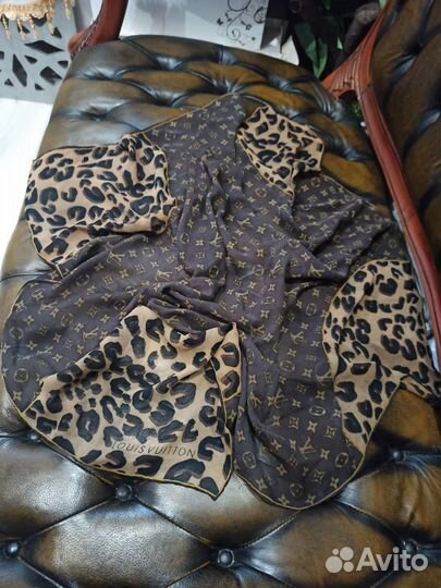 Платок и два палантина louis vuitton италия