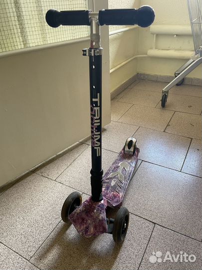 Самокат Triumf active