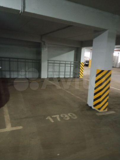 Машиноместо, 15 м²
