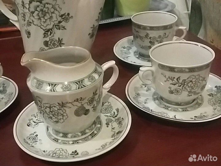 Предметы от сервизов синий лук рига