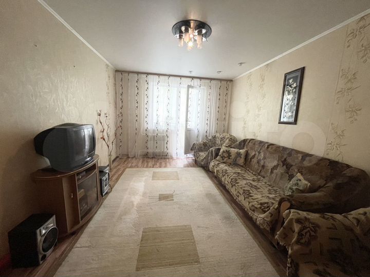 3-к. квартира, 65 м², 2/5 эт.