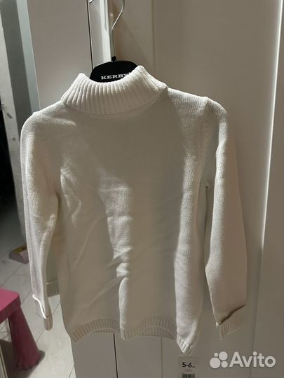 Свитер для девочки новый Mothercare рост 116