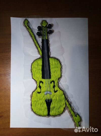 Нашивка, апликация в виде скрипки