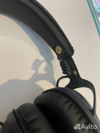 Беспроводные наушники marshall mid