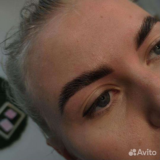 Маникюр с покрытием гель-лаком