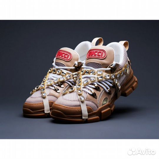 Водитель на Ford Transit