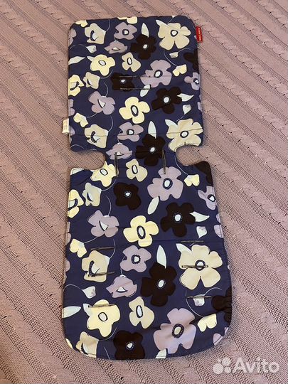 Матрасик в прогулочную коляску maclaren