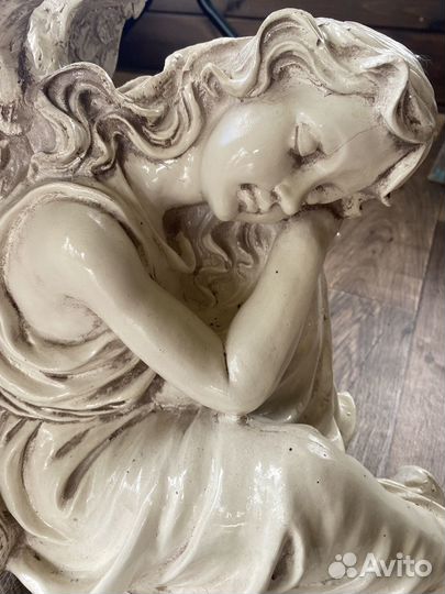 Статуя ангел фигура