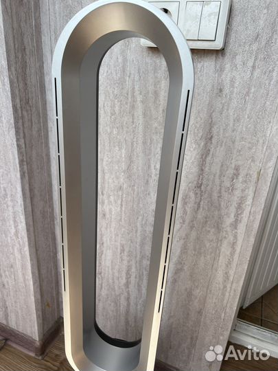 Безлоспасной вентилятор Dyson