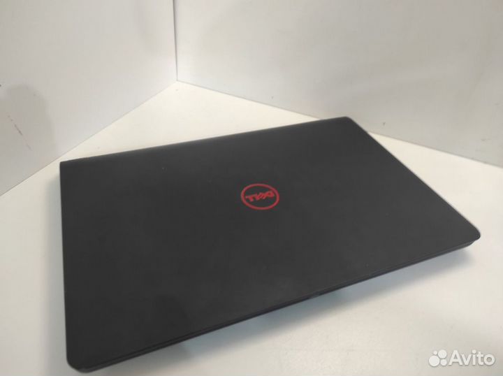 Ноутбук dell Inspiron 5577