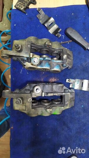 Суппорт передний Suzuki gsx1300r Hayabusa