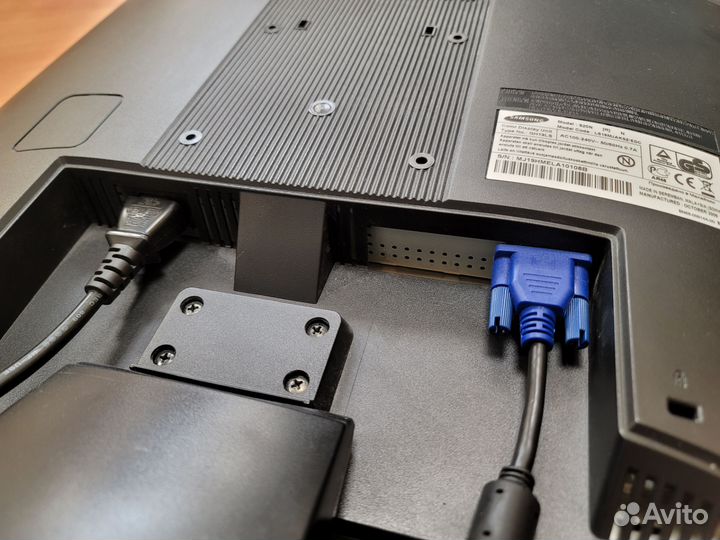 Монитор Samsung 19 