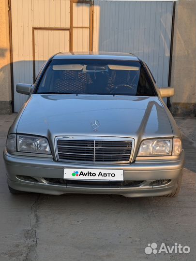 Mercedes-Benz C-класс 2.4 МТ, 1998, 450 000 км