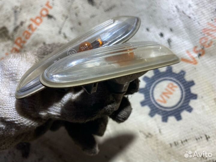 Повторитель поворота левый BMW E60 N52B25