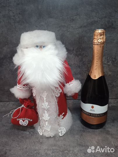 Дед мороз на бутылку