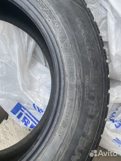 Nokian Tyres Hakkapeliitta R2 SUV 235/60 R18 107W