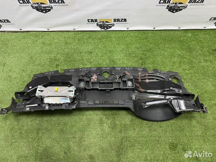 Торпедо Audi A8