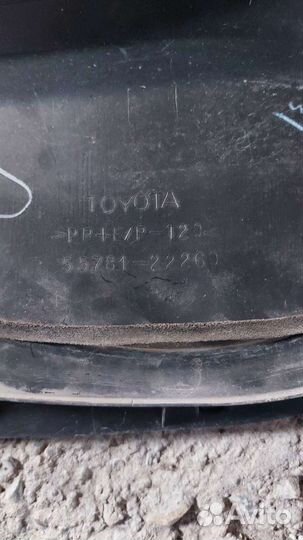 Жабо на Toyota Mark X