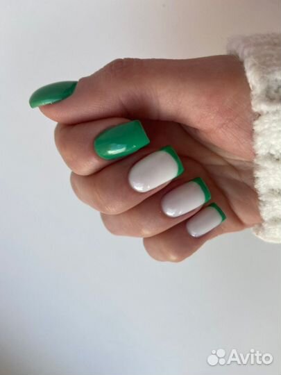 Мастер маникюра и педикюра