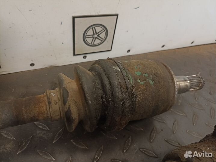 Полуось передняя для Mitsubishi Pajero 1