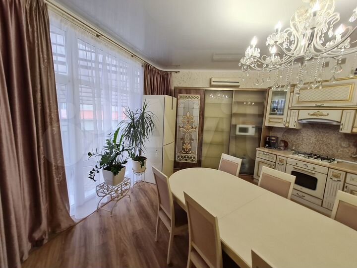 Таунхаус 100 м² на участке 1 сот.