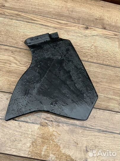 Декоративная крышка Volkswagen Passat 2.0