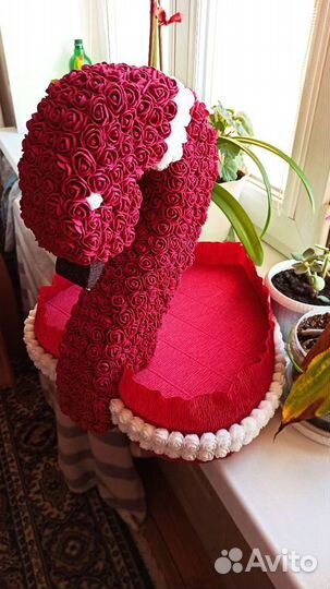 Лебедь как подарок