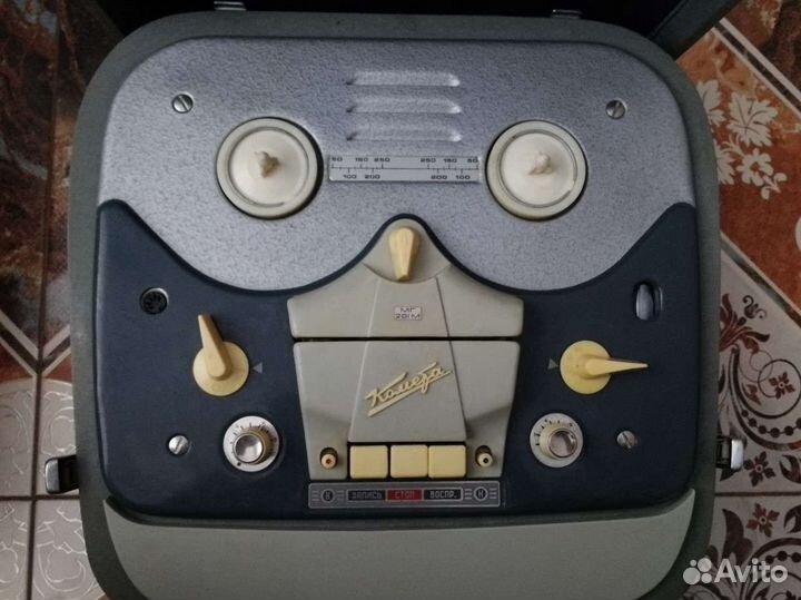 Магнитофон Комета мг 201 М