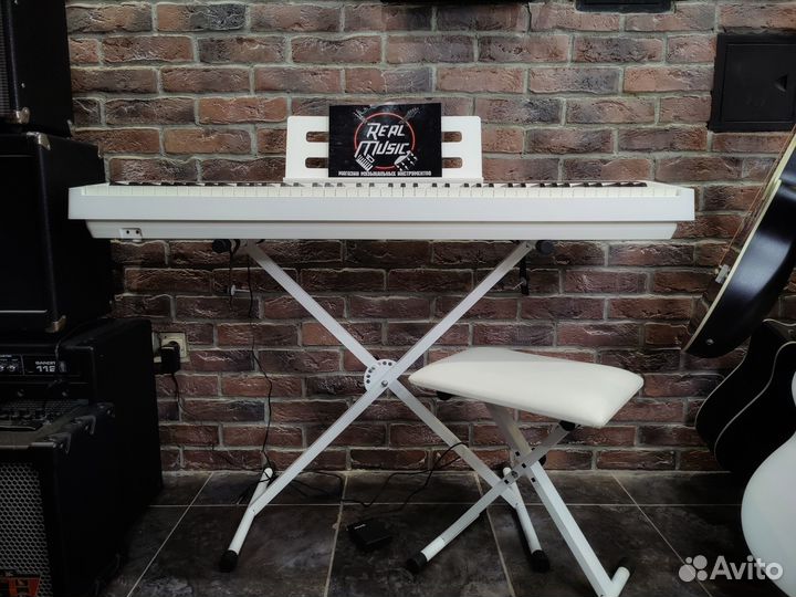 Цифровое пианино для обучения + стойка