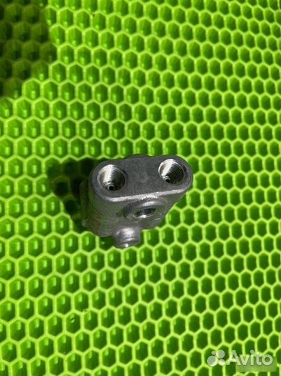 Регулятор давления тормозов Subaru Forester 2 SG5