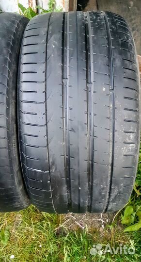Pirelli P Zero 295/35 R21
