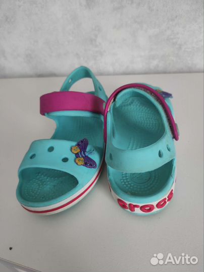 Сандалии для девочки Crocs c 11